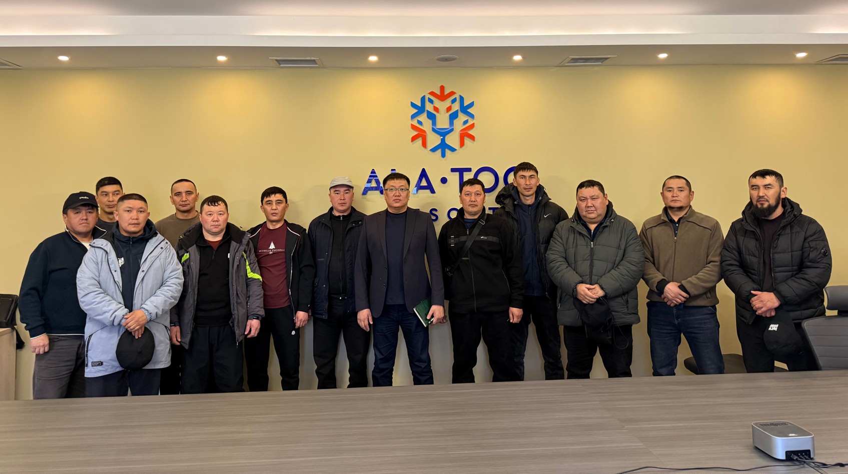 «Ала-тоо резорт» адистери алтайдын атактуу «Манжерок» курортунда окуудан өтүшөт